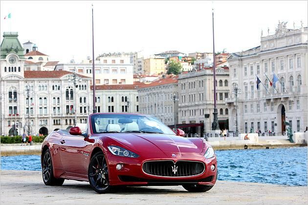 Die äußeren Ecken des Frontspoilers wurden beim GranCabrio Sport aerodynamisch optimiert