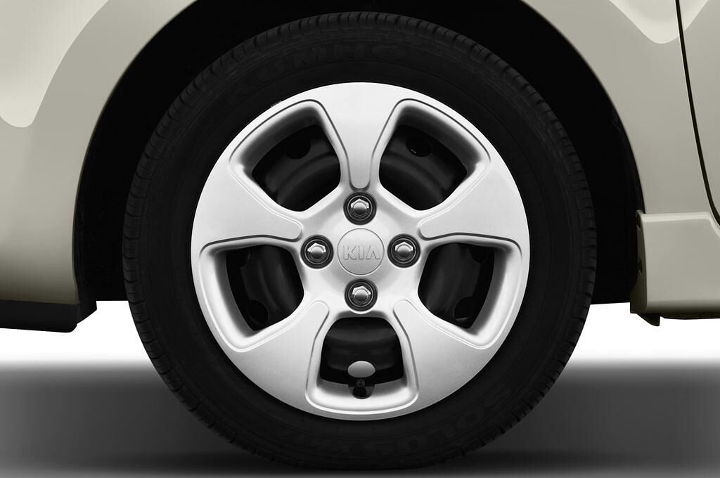 Kia Picanto (Baujahr 2012) Edition 5 Türen Reifen und Felge