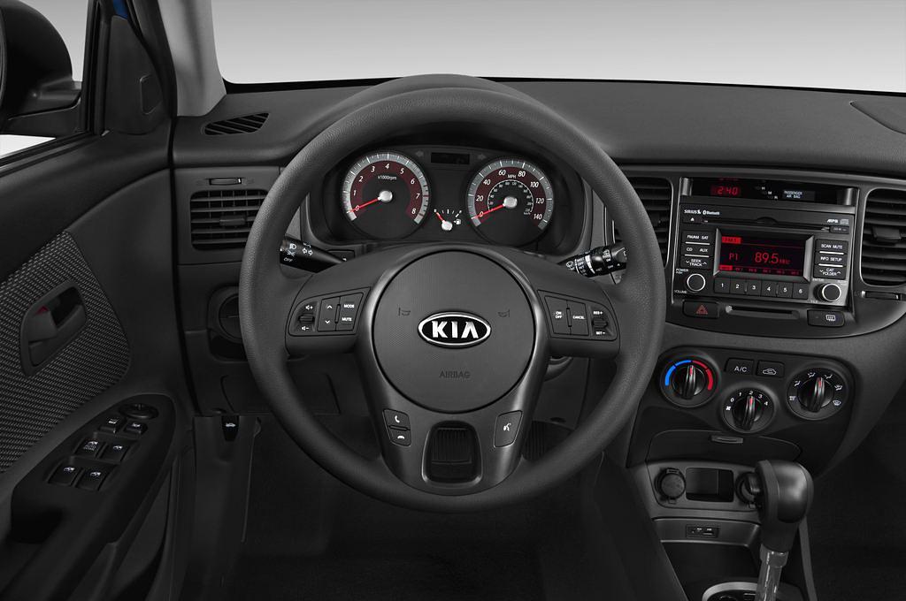 Kia Rio (Baujahr 2011) - 5 Türen Lenkrad