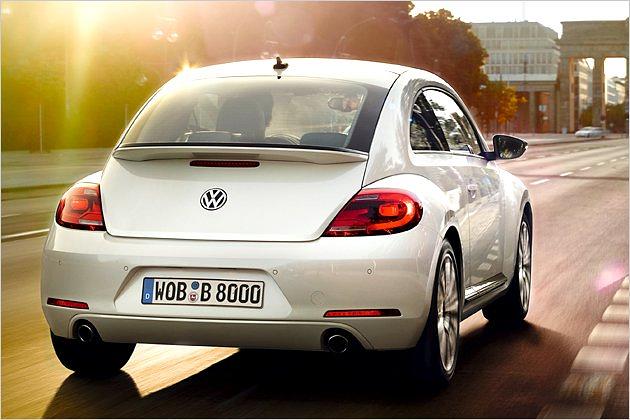 Zwei Endrohre zeugen von den 200 PS des 2.0 TSI