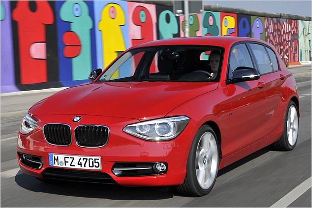 Rundum erneuert geht der BMW 1er an den Start (alle Bilder zeigen ein Sport-Line-Modell)