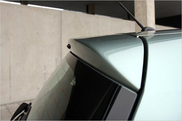 Ein Spoiler als Dachabschluss