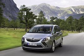 Opel Zafira 2.0 CDTI - Zentrales Mittelfeld