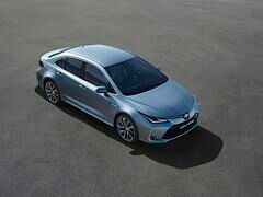 Toyota Corolla Limousine - Stufenheck und Hybridantrieb