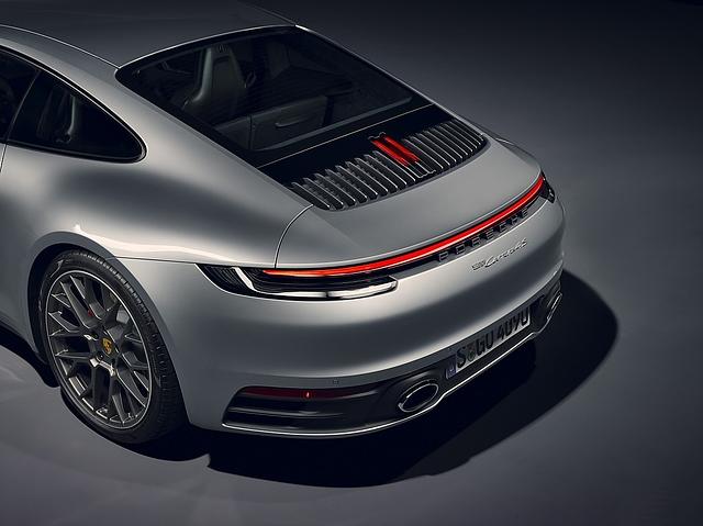 Der 911 Carrera S kostet in Deutschland ab 120.125 Euro