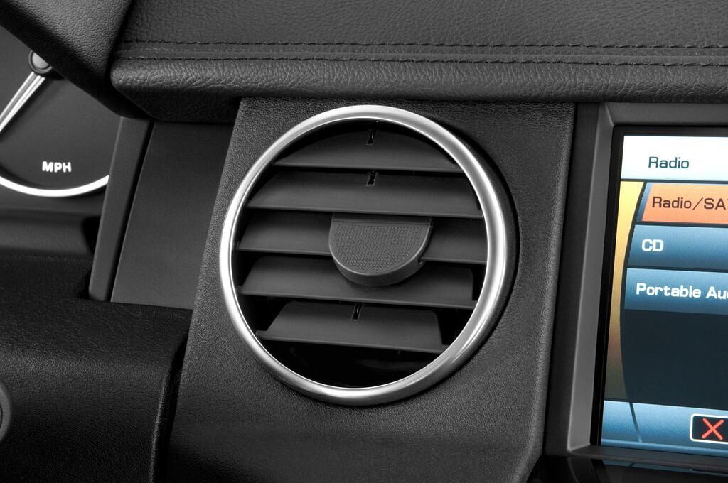 Land Rover Discovery 4 (Baujahr 2010) S 5 Türen Lüftung