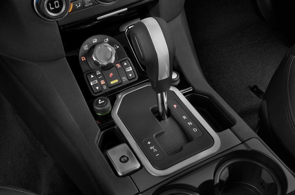 Land Rover Discovery 4 (Baujahr 2010) S 5 Türen Schalthebel