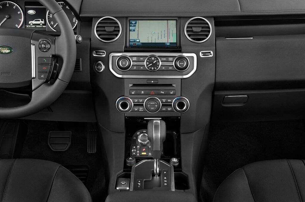 Land Rover Discovery 4 (Baujahr 2010) S 5 Türen Mittelkonsole