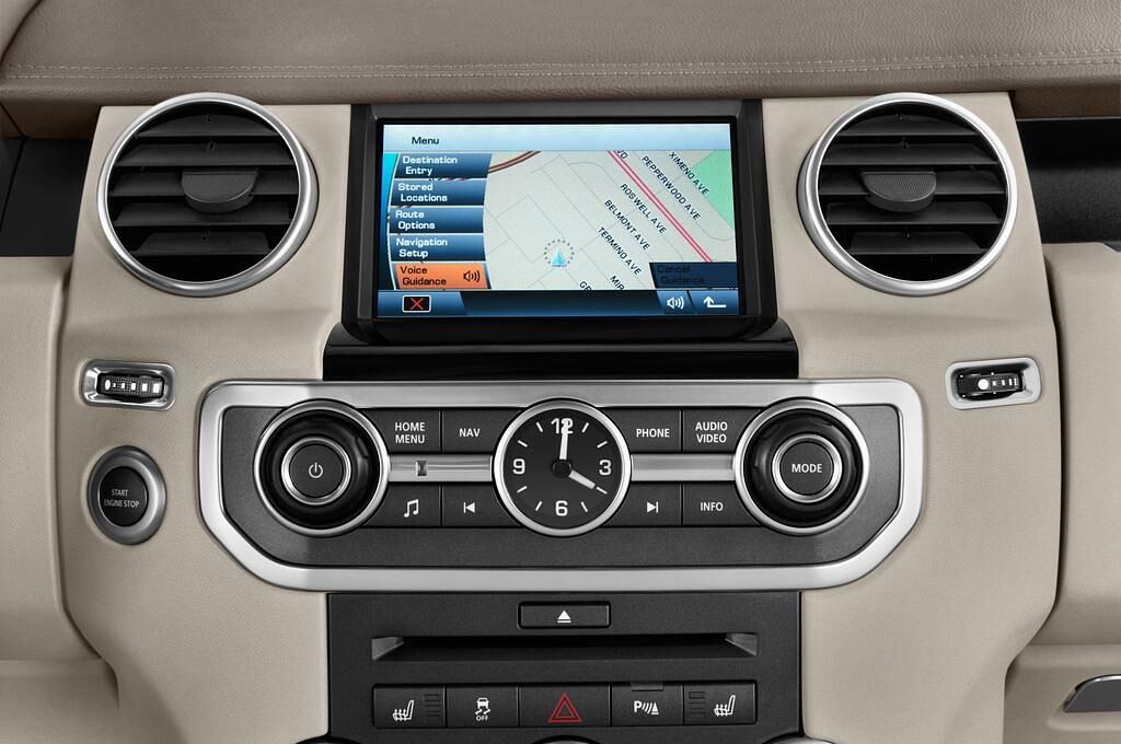 Land Rover Discovery 4 (Baujahr 2012) HSE 5 Türen Radio und Infotainmentsystem