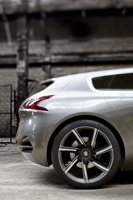 IAA-Studie des Peugeot HX1 Concept