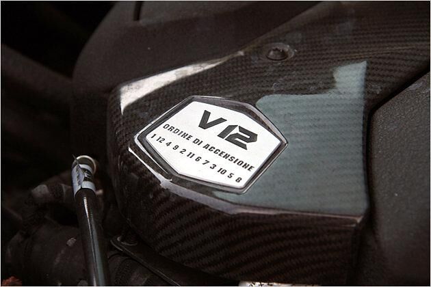 Die Zylinder des Triebwerks sind sauber durchnummeriert