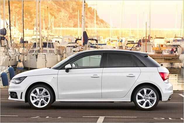 Das Dach des fünftürigen A1 ist auf Wunsch in Kontrastfarbe zu haben