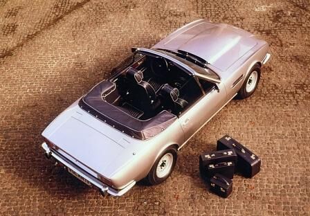 Aston Martin V8 Volante (Bild: Aston Martin)