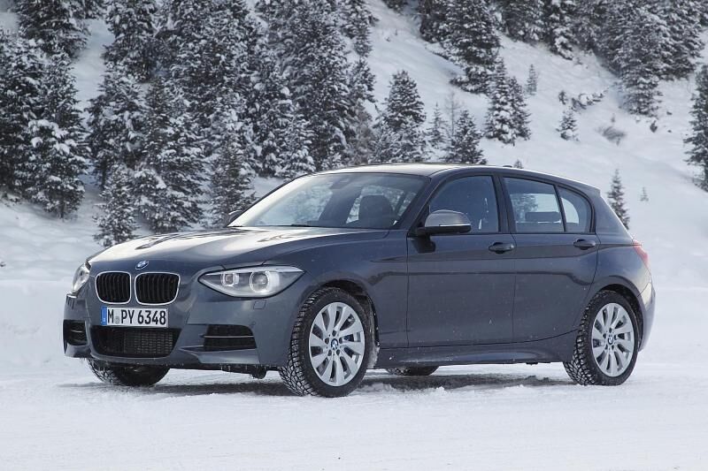 Der Sechszylinder der BMW M135i xDrive leistert 320 PS.