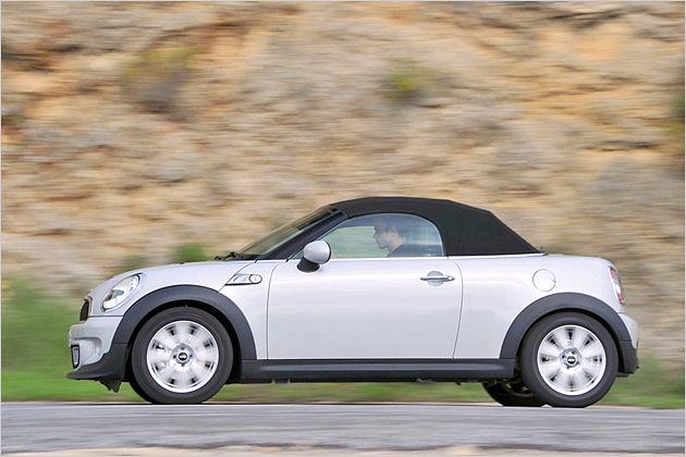 Maximal sind beim Cooper S Roadster 227 km/h drin