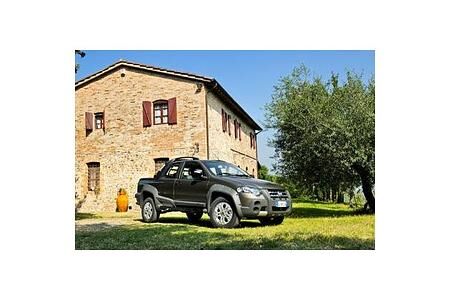 Fiat spendiert seinem Strada erstmals eine Doppelkabine