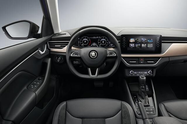 Jeder Scala fährt mindestens mit einem 6,5-Zoll-Touchscreen vor