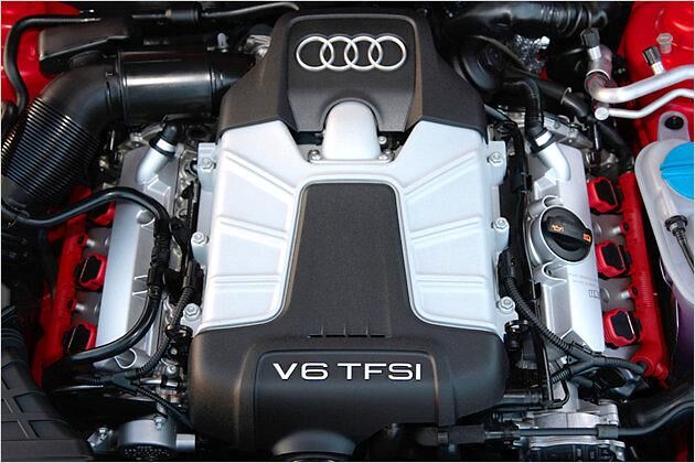 Unter der Haube des S4 arbeitet ein kompressoraufgeladener V6 mit 333 PS