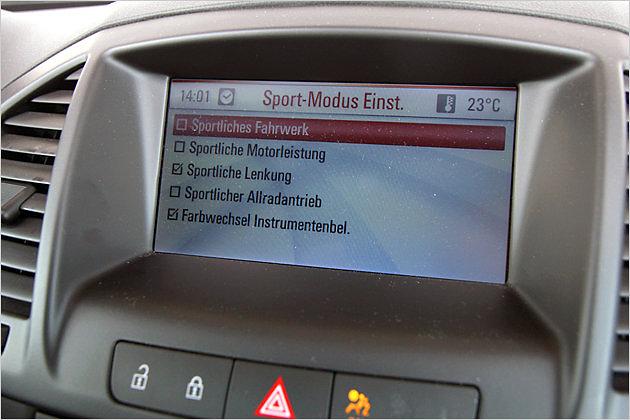 Im Sportmodus können Fahrwerk, Motor und Lenkung individuell eingestellt werden