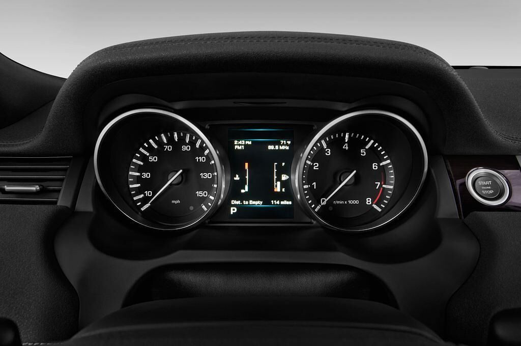Land Rover Range Rover Evoque (Baujahr 2012) Dynamic 5 Türen Tacho und Fahrerinstrumente