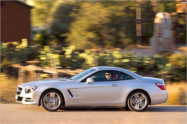 In 4,6 Sekunden ist der SL 500 auf Tempo 100