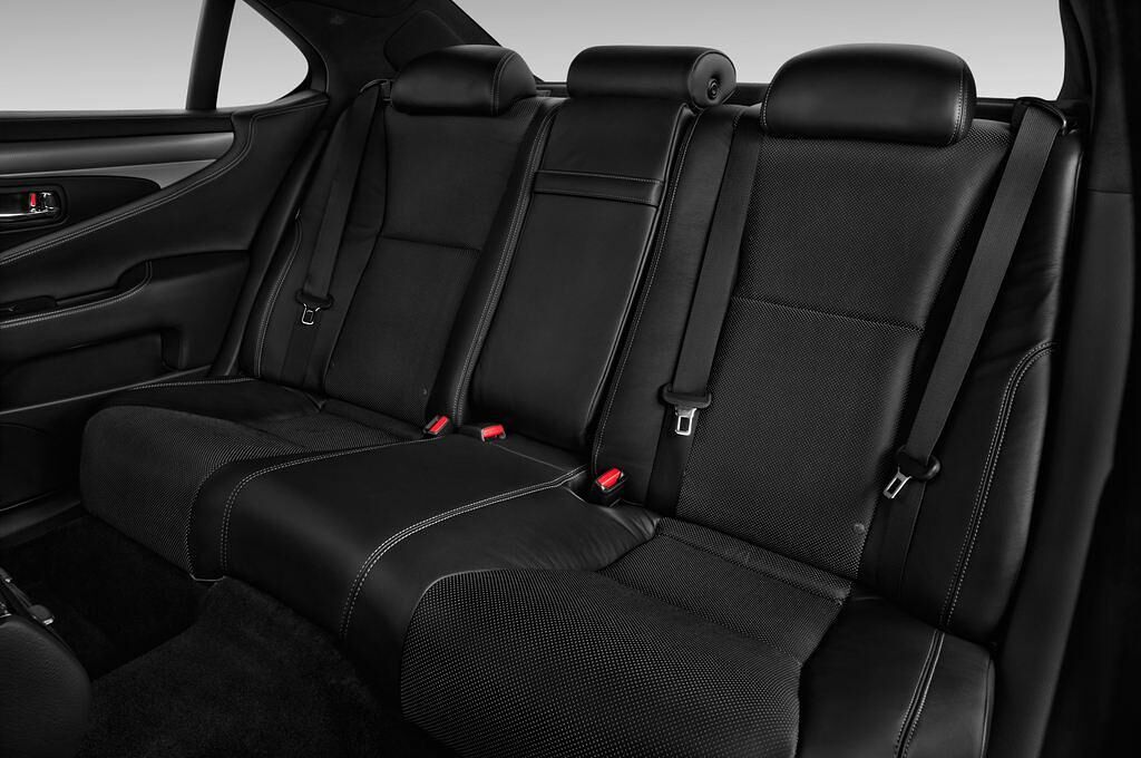 Lexus Ls (Baujahr 2013) F Sport 4 Türen Rücksitze