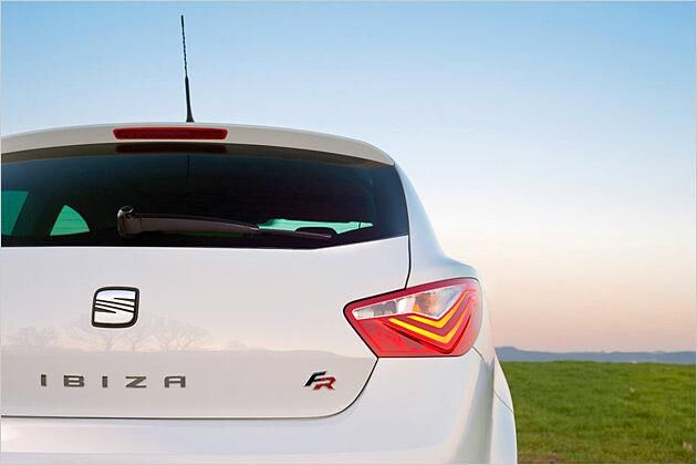 Markante Linienführung der hinteren Blinker