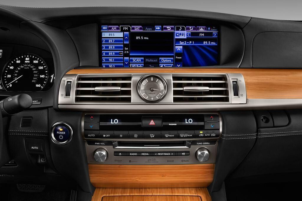 Lexus Ls (Baujahr 2015) - 4 Türen Radio und Infotainmentsystem
