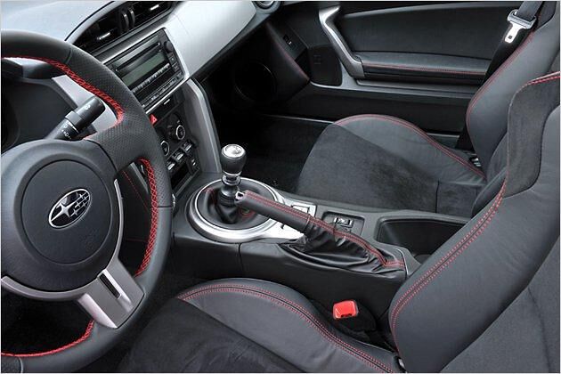 Gut zu gebrauchen: Der Seitenhalt der sportlichen Sitze