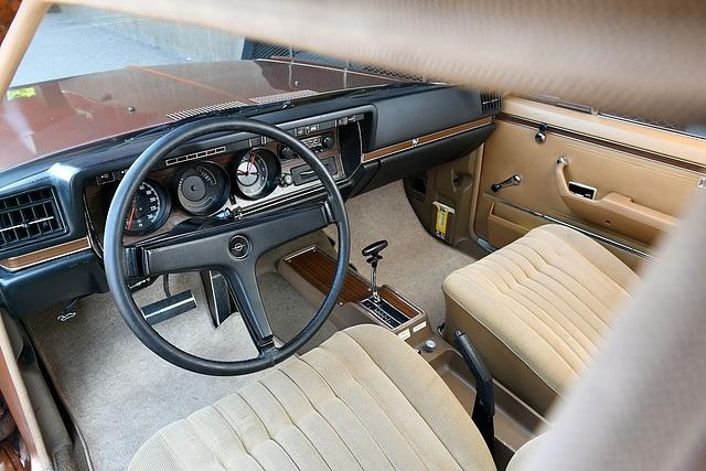 Das Lenkrad hat die Dimensionen einer XXL-Pizza