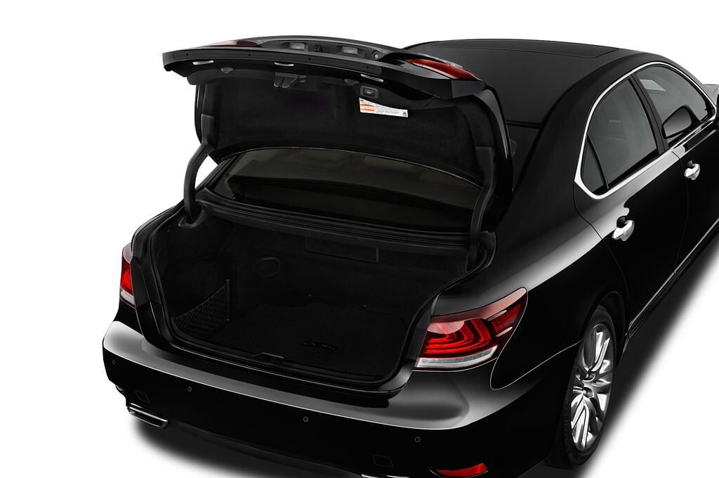 Lexus Ls (Baujahr 2016) 600H L 4 Türen Kofferraum