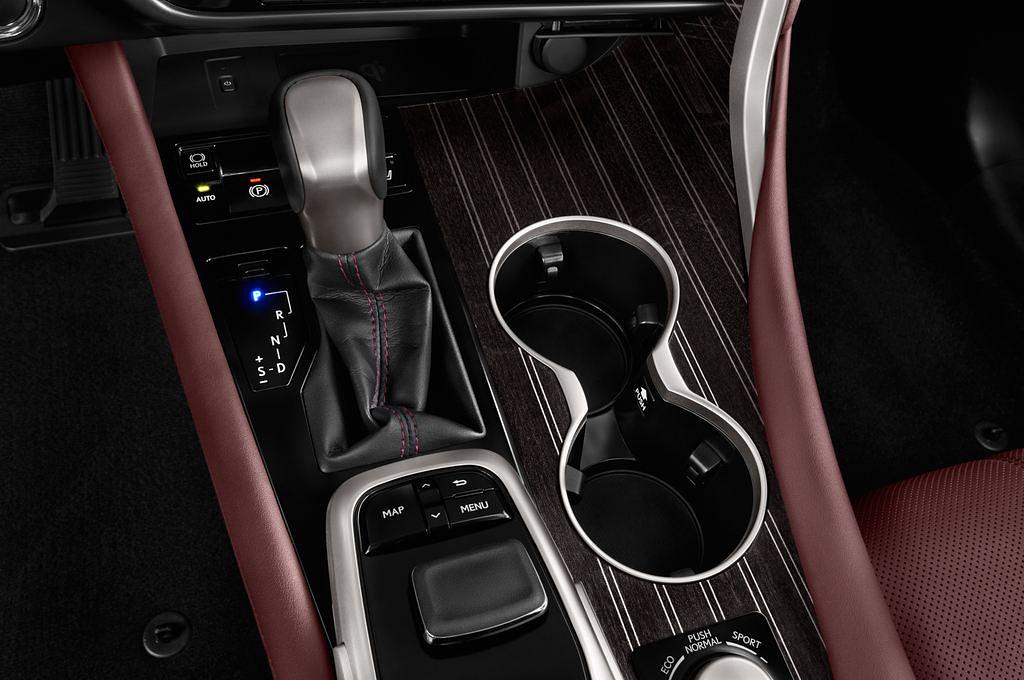 Lexus RX (Baujahr 2016) - 5 Türen Schalthebel