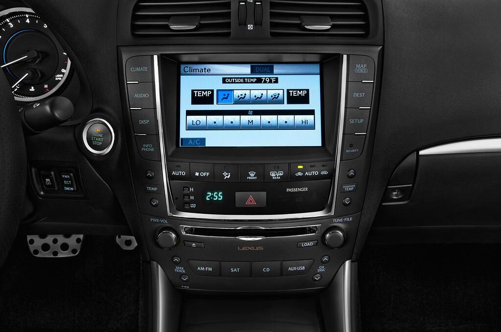 Lexus IS (Baujahr 2012) Executive Line 4 Türen Temperatur und Klimaanlage