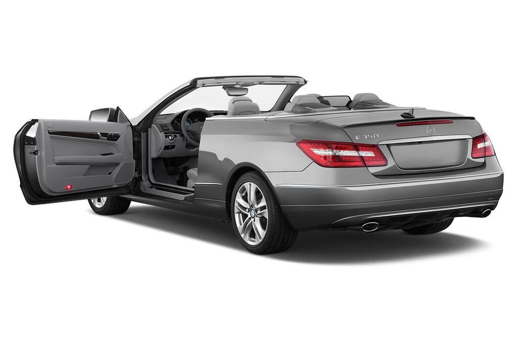Mercedes E-Class (Baujahr 2010) - 2 Türen Tür geöffnet
