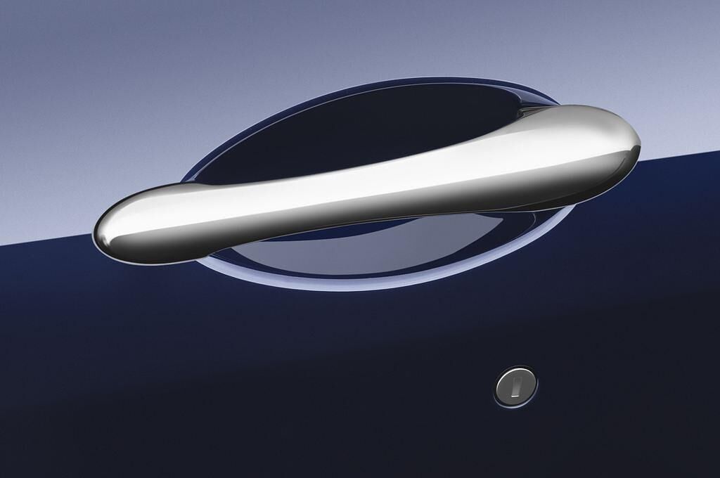 Maserati Granturismo (Baujahr 2010) S 2 Türen Türgriff