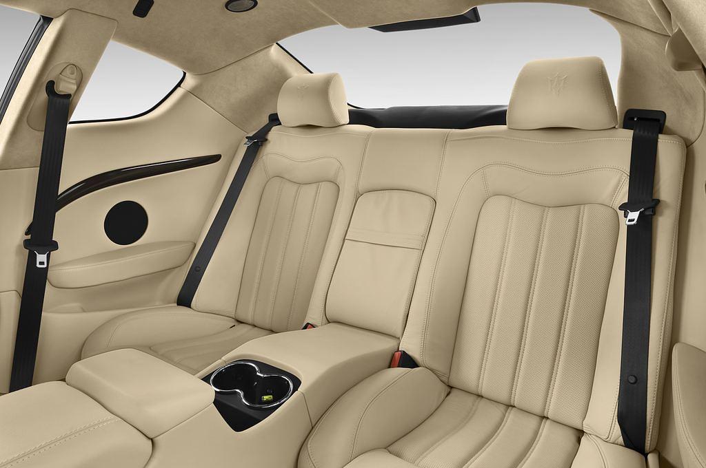Maserati Granturismo (Baujahr 2010) S 2 Türen Rücksitze