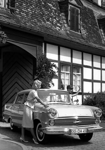 Weibliche Zielgruppe: Immer mehr Frauen machen den Führerschein 