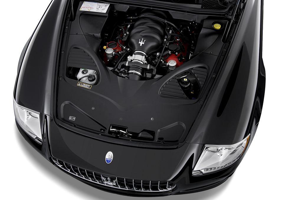 Maserati Quattroporte (Baujahr 2010) - 4 Türen Motor