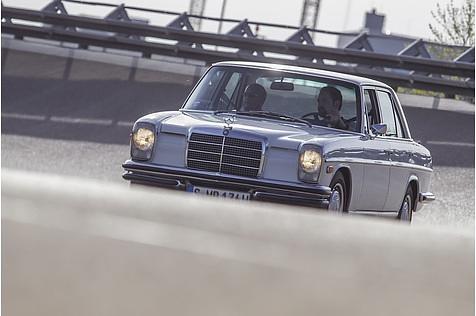 Mercedes 280 E der Baureihe W115 / Strich-Acht