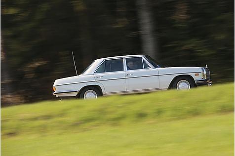 Mercedes 280 E der Baureihe W115 / Strich-Acht