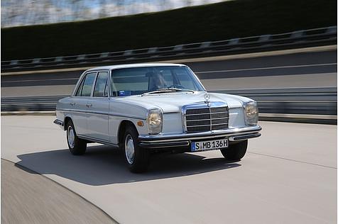 Mercedes 280 E der Baureihe W115 / Strich-Acht
