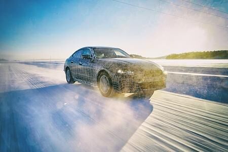 BMW i4 - Bis zu 600 Kilometer Reichweite ab 2021