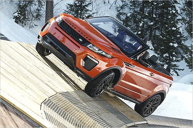 Der offene Evoque hat alle Offroad-Technik-Gimmicks an Bord, die man auch in den geschlossenen Varianten bekommt