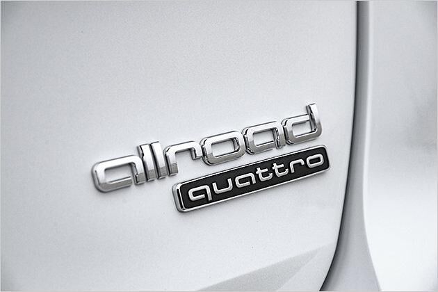 Das ein neuer Allradantrieb an Bord ist, der bei Bedarf die komplette Hinterachse abschaltet, merkt man im Fahrbetrieb nicht