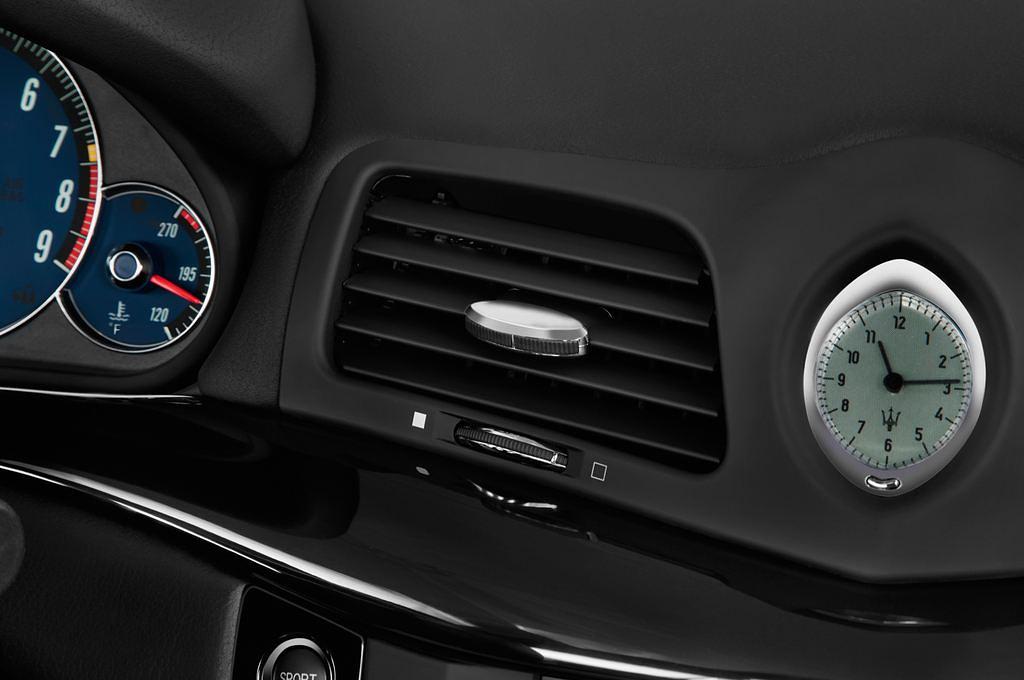 Maserati Grancabrio (Baujahr 2012) - 2 Türen Lüftung