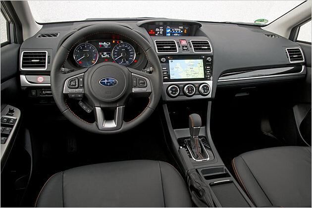 Das Cockpit sieht nicht schlecht aus - allemal besser als bei einem Toyota zum Beispiel