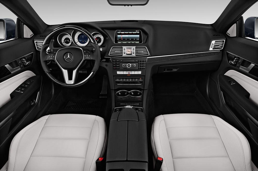 Mercedes E-Class (Baujahr 2013) - 2 Türen Cockpit und Innenraum