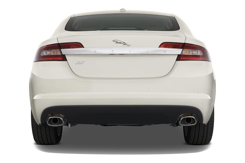 Jaguar XF (Baujahr 2011) Luxury 4 Türen Heckansicht
