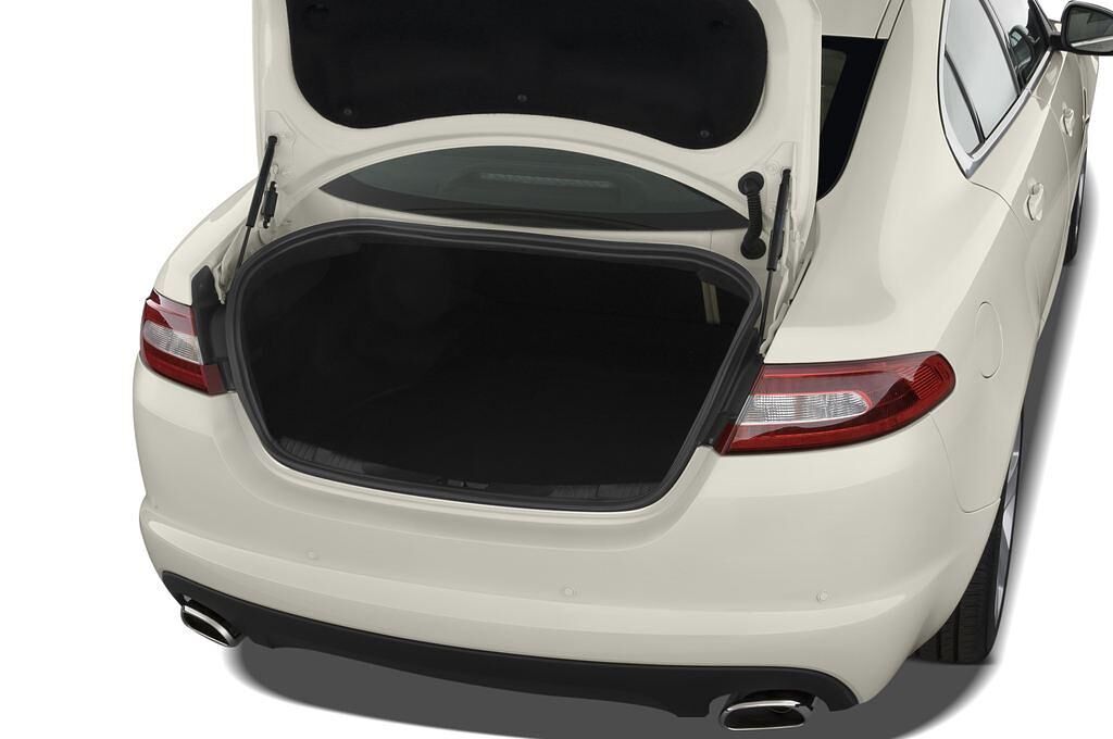 Jaguar XF (Baujahr 2011) Luxury 4 Türen Kofferraum
