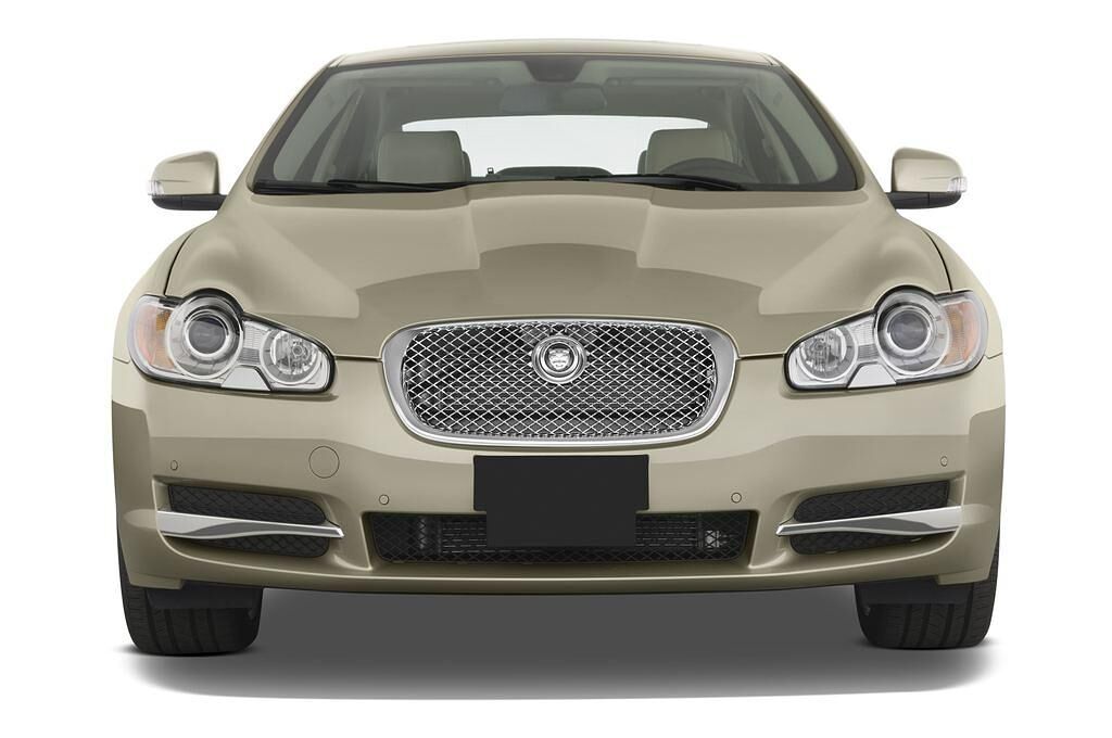 Jaguar XF (Baujahr 2011) Premium Luxury 4 Türen Frontansicht